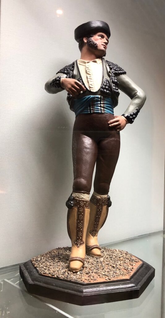 barro s XIX museo casa tiros con traje masculino granadino evolucionando al de torero